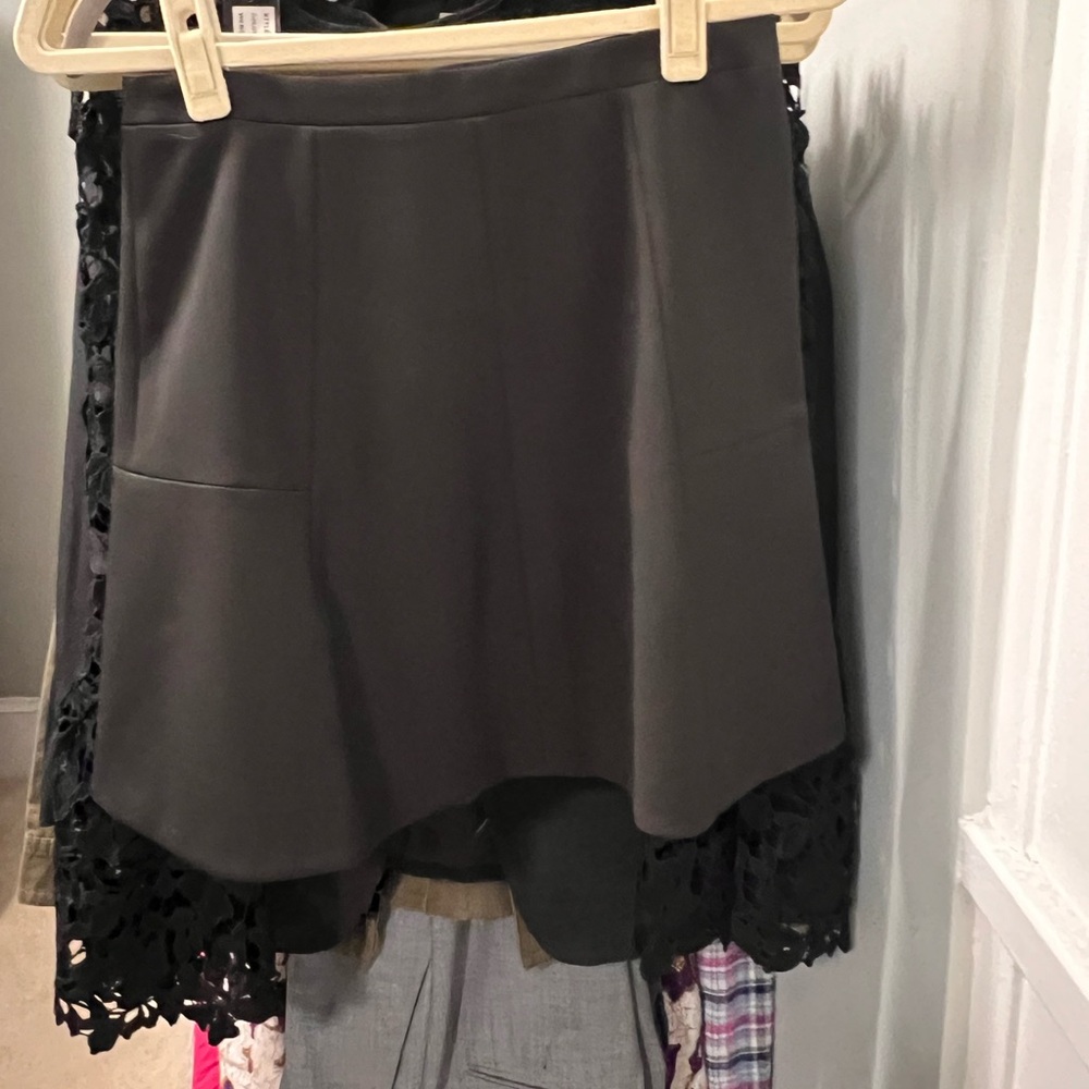 Black swing skirt